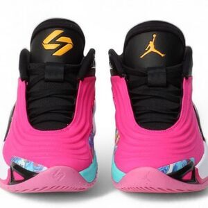 🇬🇪🔥NWT Nike Jordan Luka 3 Pink Prime Imaginarium Shoes Size 7Y